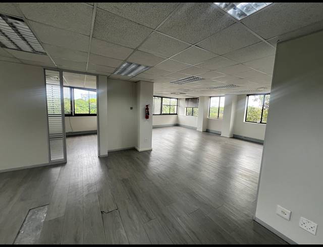 190M² OFFICE TO LET IN UMHLANGA RIDGE